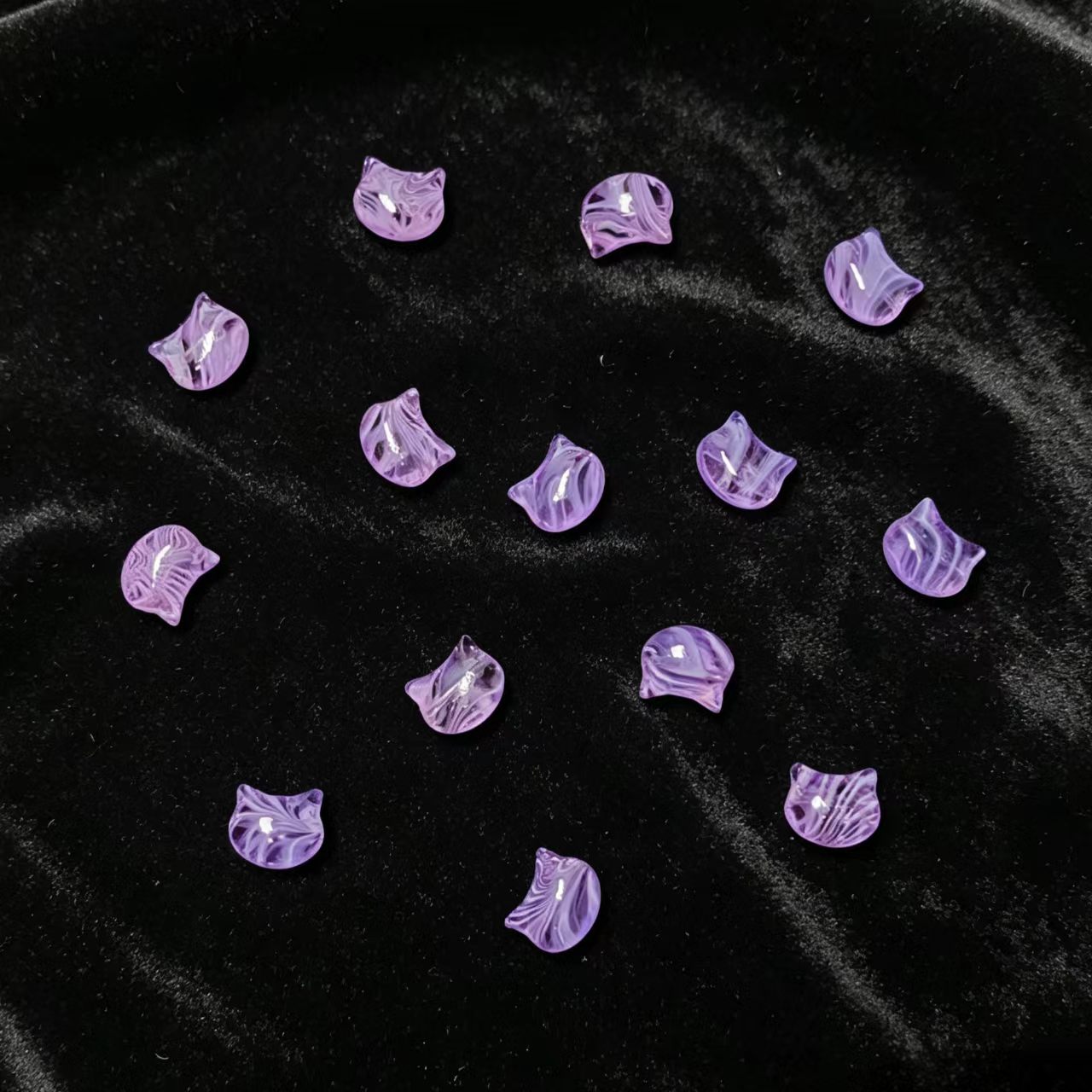 ✨【NEW】Ripple Kitty Head | Mixed‑Color Glass Beads for DIY Jewelry Making