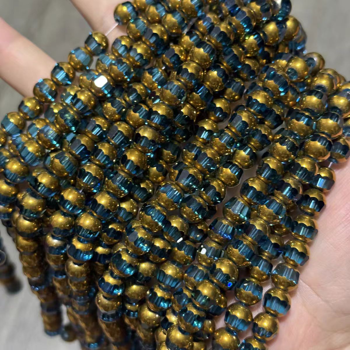 ✨【NEW|B1G1】Gold Rim Cupcake | 5mm Gold‑Rim Cupcake‑Shaped Faceted Glass Beads for DIY Bracelet Jewelry Making
