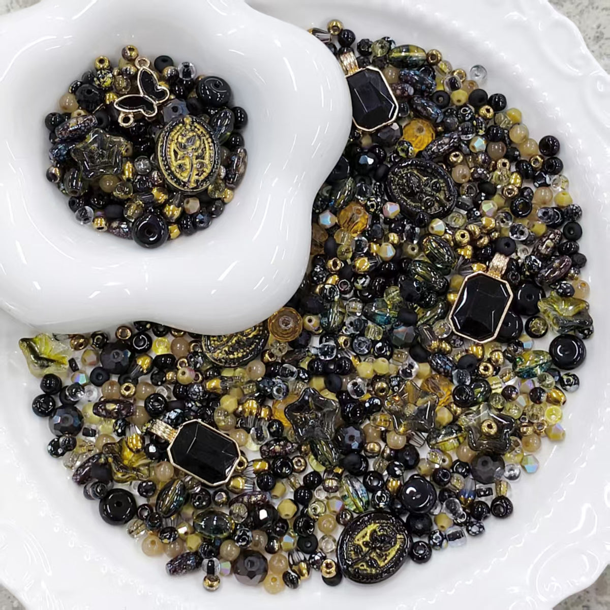 ✨【NEW】Seed Bead-Noir Gleam