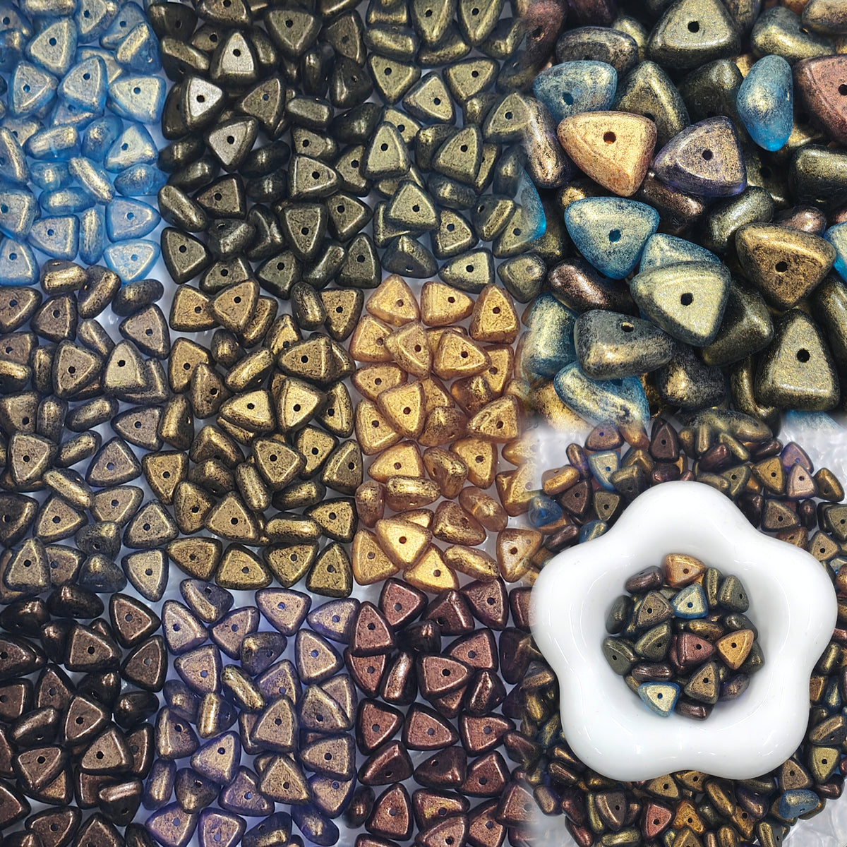 ✨【NEW】Dusk Spire | Matte Speckled Triangle Glass Beads