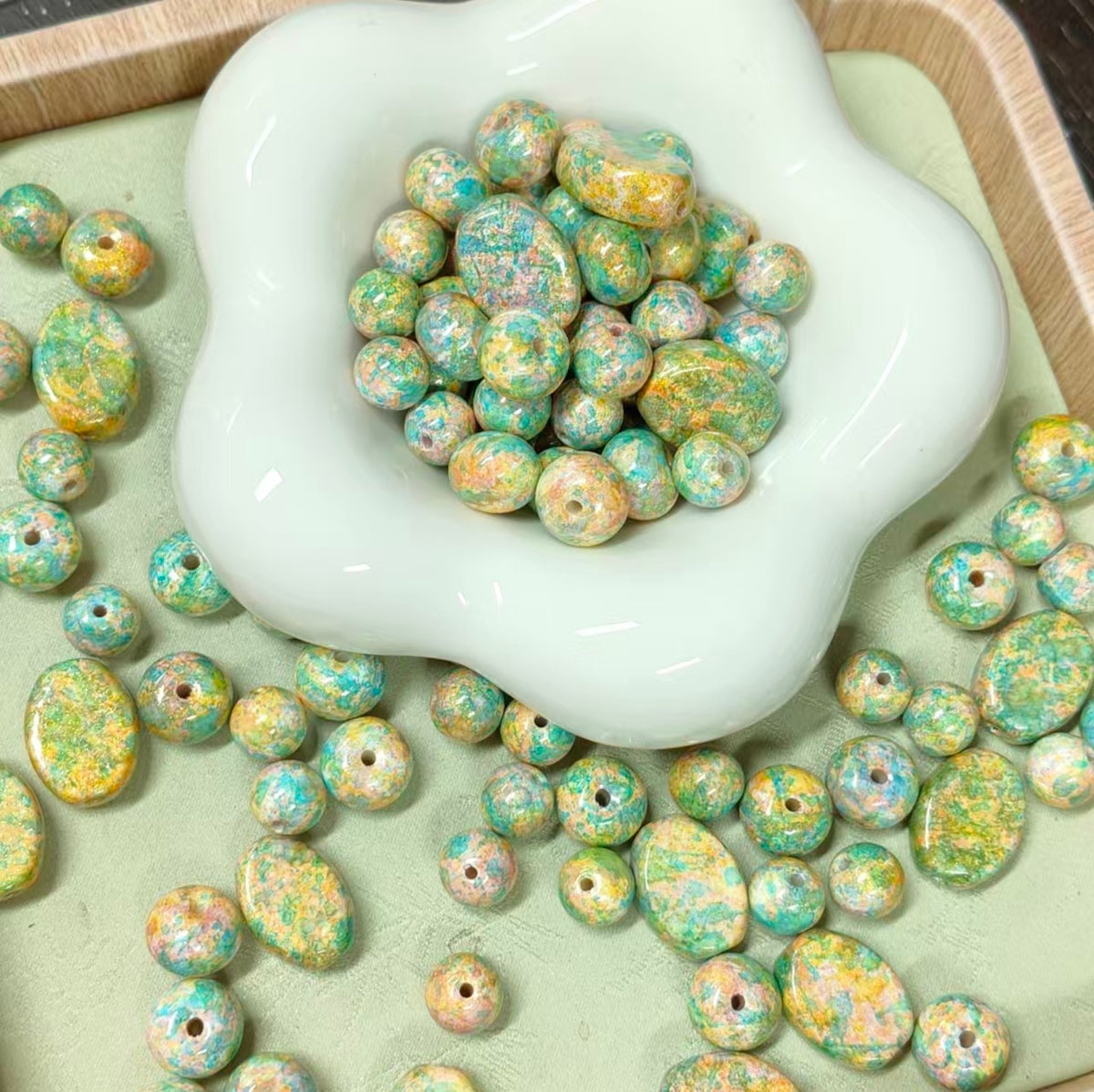 ✨【NEW】Gilded Mottles | Mixed‑Shape Gilded Speckled Glass Beads Set, 8mm Round /7.5×10mm Flat‑Barrel /12.5×16mm Oval Flat Plaque for DIY Jewelry Making