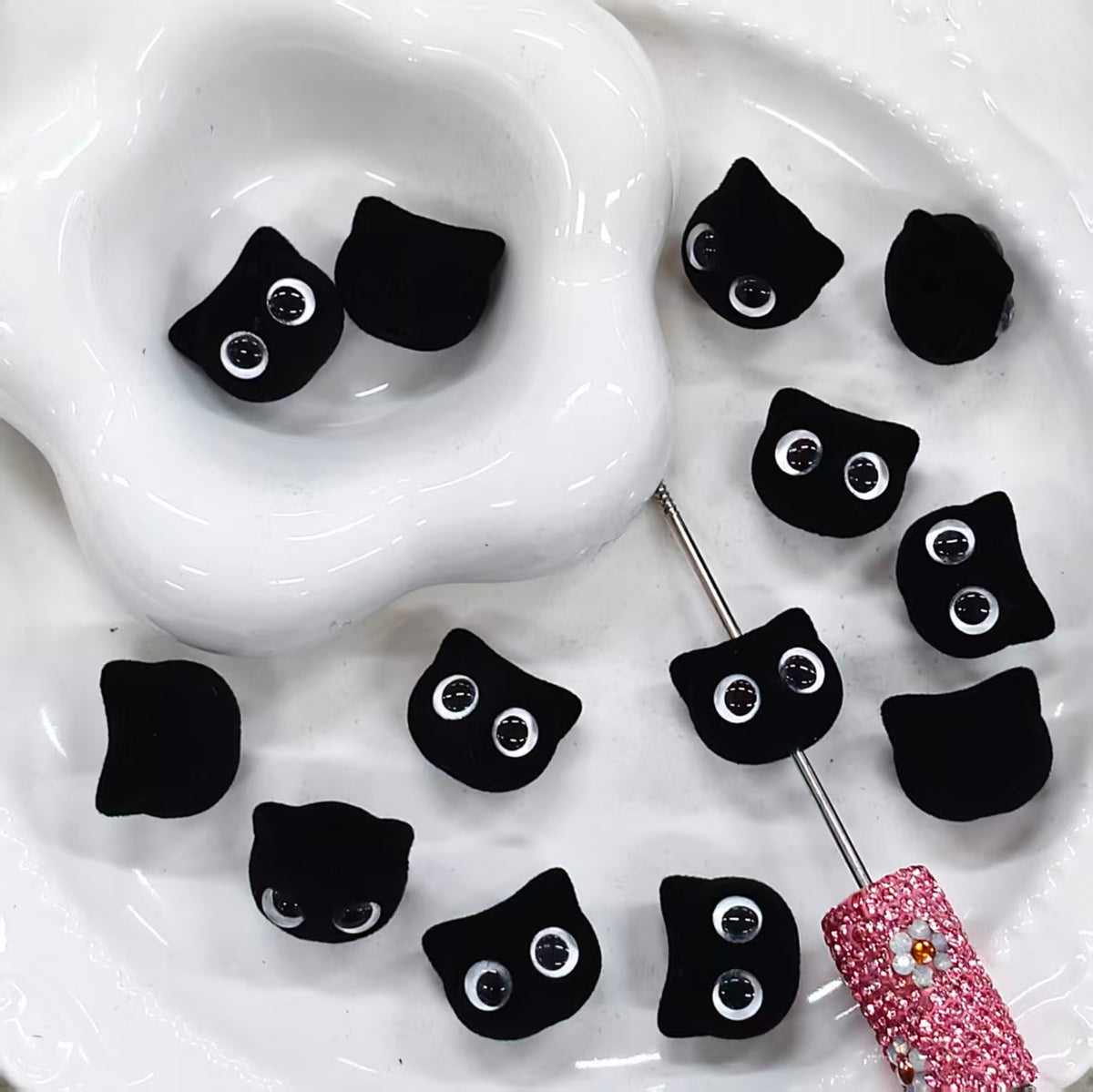 ✨【NEW】Flocked Cat Heads | Straight‑Hole Beads for DIY Handcrafted Jewelry