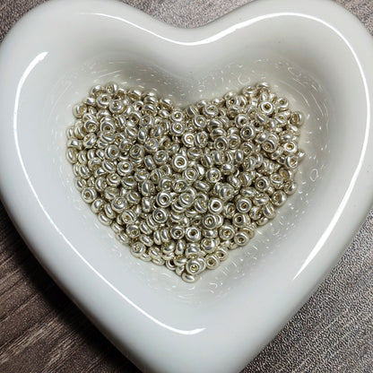 ✨【NEW】2×3.5mm Metallic Donut｜donut‑shaped metallic glass spacer beads for DIY jewelry making