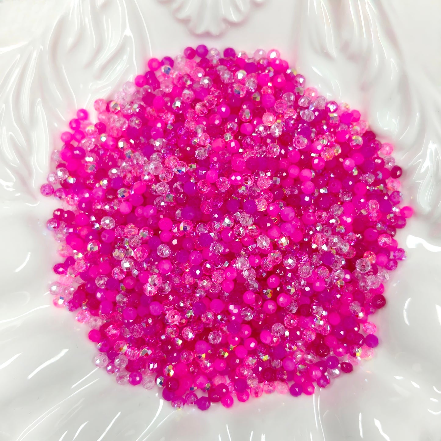 ✨【NEW】4mm Fuchsia Glow｜Flat‑Faceted Glass Beads for DIY Bracelet Jewelry Making