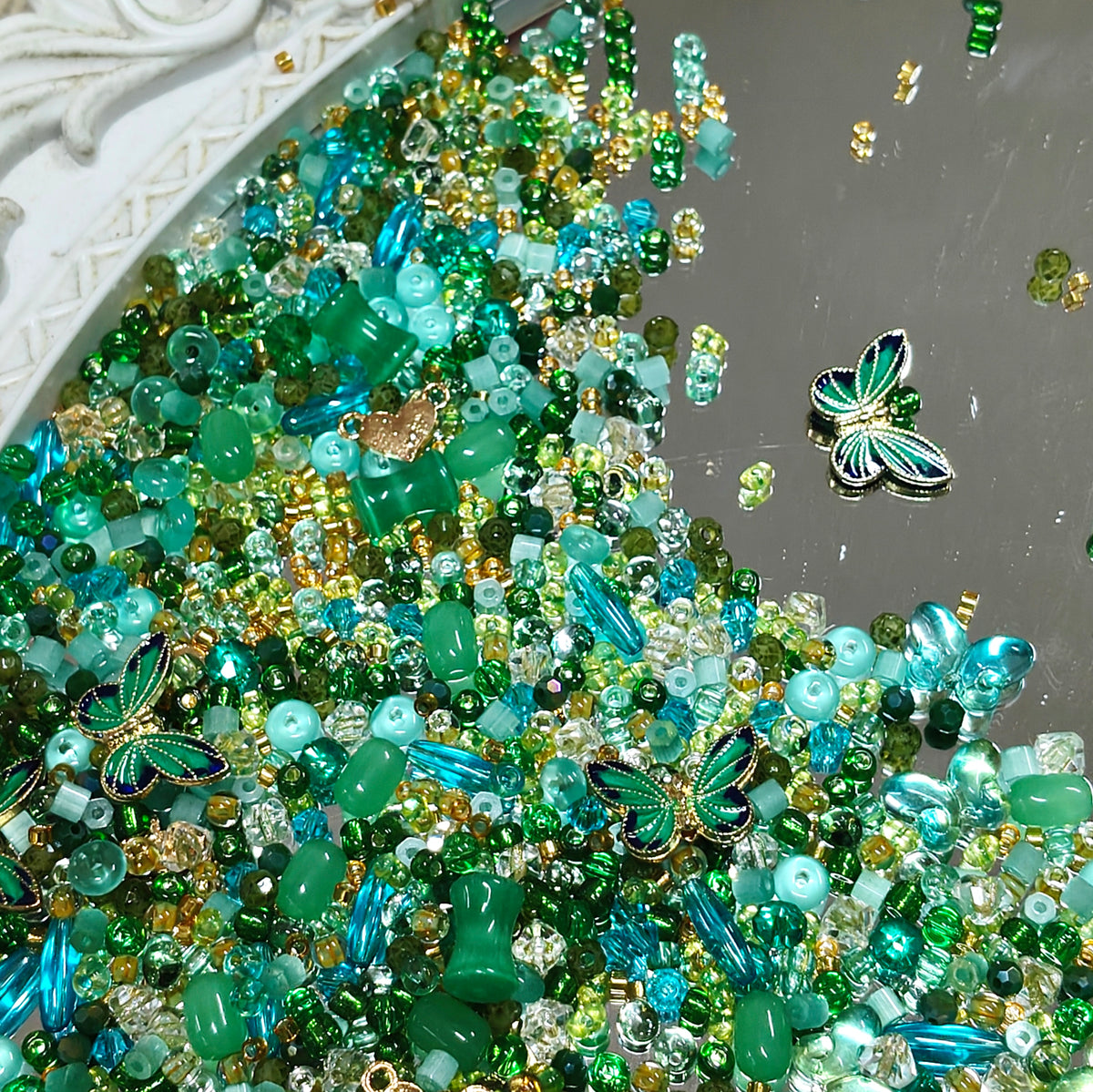 ✨【NEW】Seed Bead-Emerald Wing