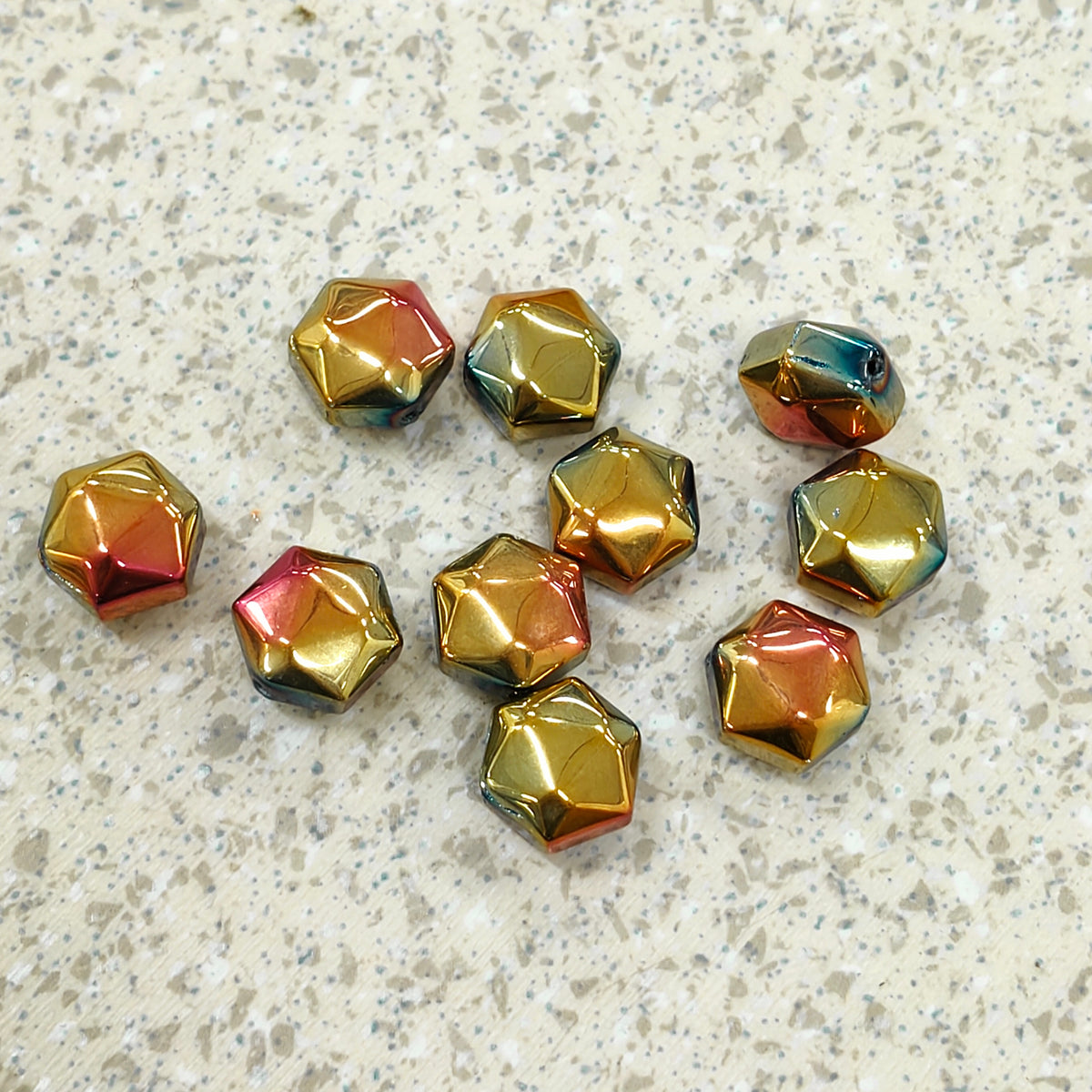 ✨【NEW】Metallic Hexagon Faceted Beads, Iridescent Plated Glass Beads for Jewelry Supply