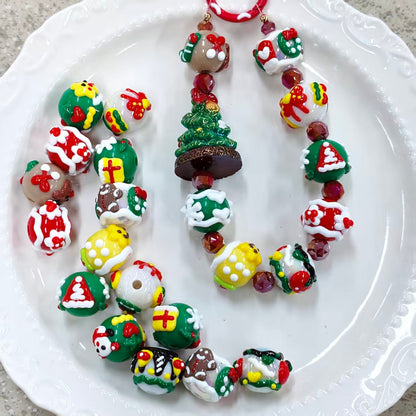 ✨【NEW】15.5mm Christmas Hand-Painted Beads | Solid Acrylic Round Beads for DIY Bracelets & Phone Charms