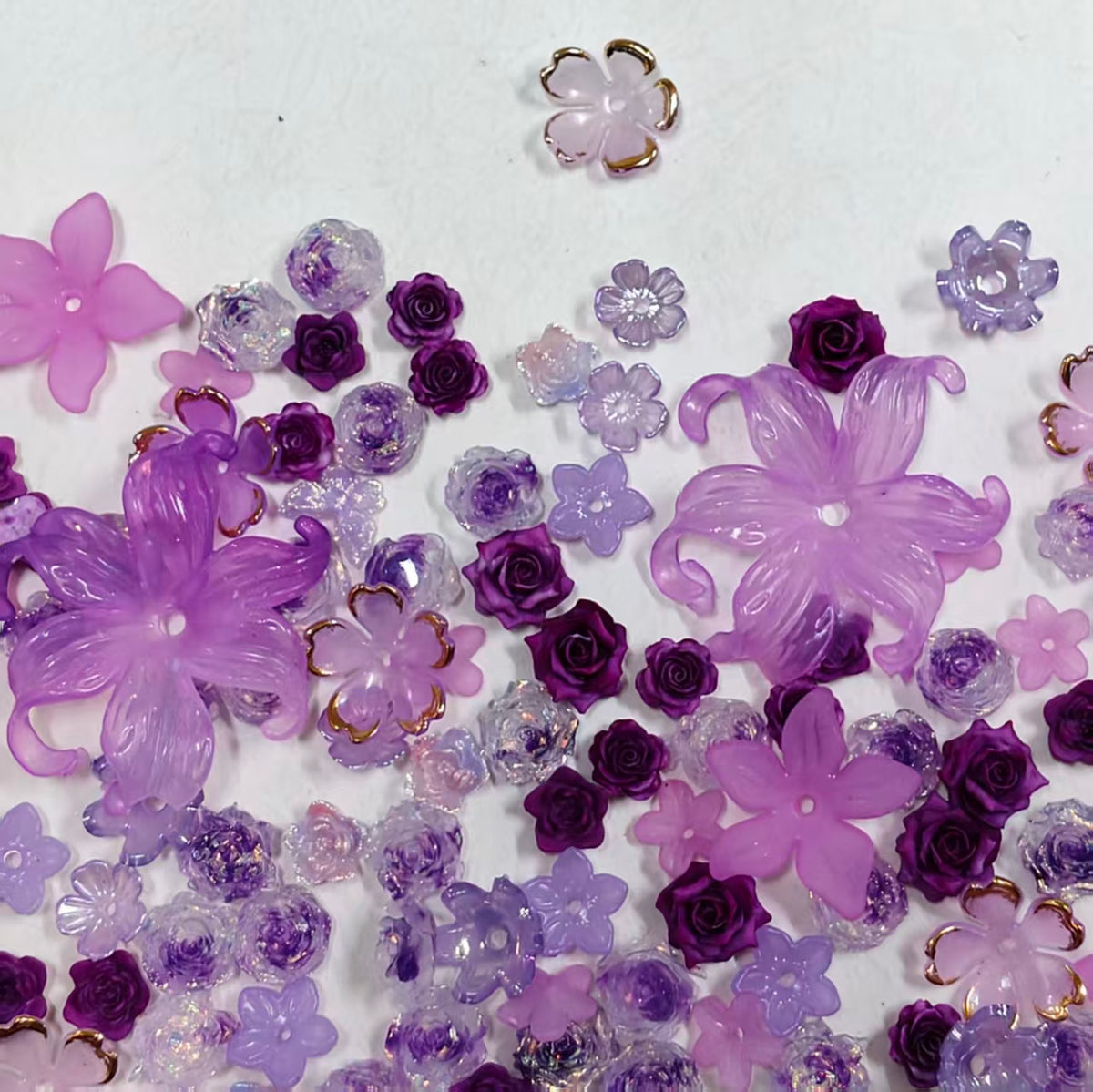 ✨【NEW|B1G1】Violet Reverie | Resin & Acrylic Mixed Flower Set, Assorted Floral Charms for DIY Jewelry Making