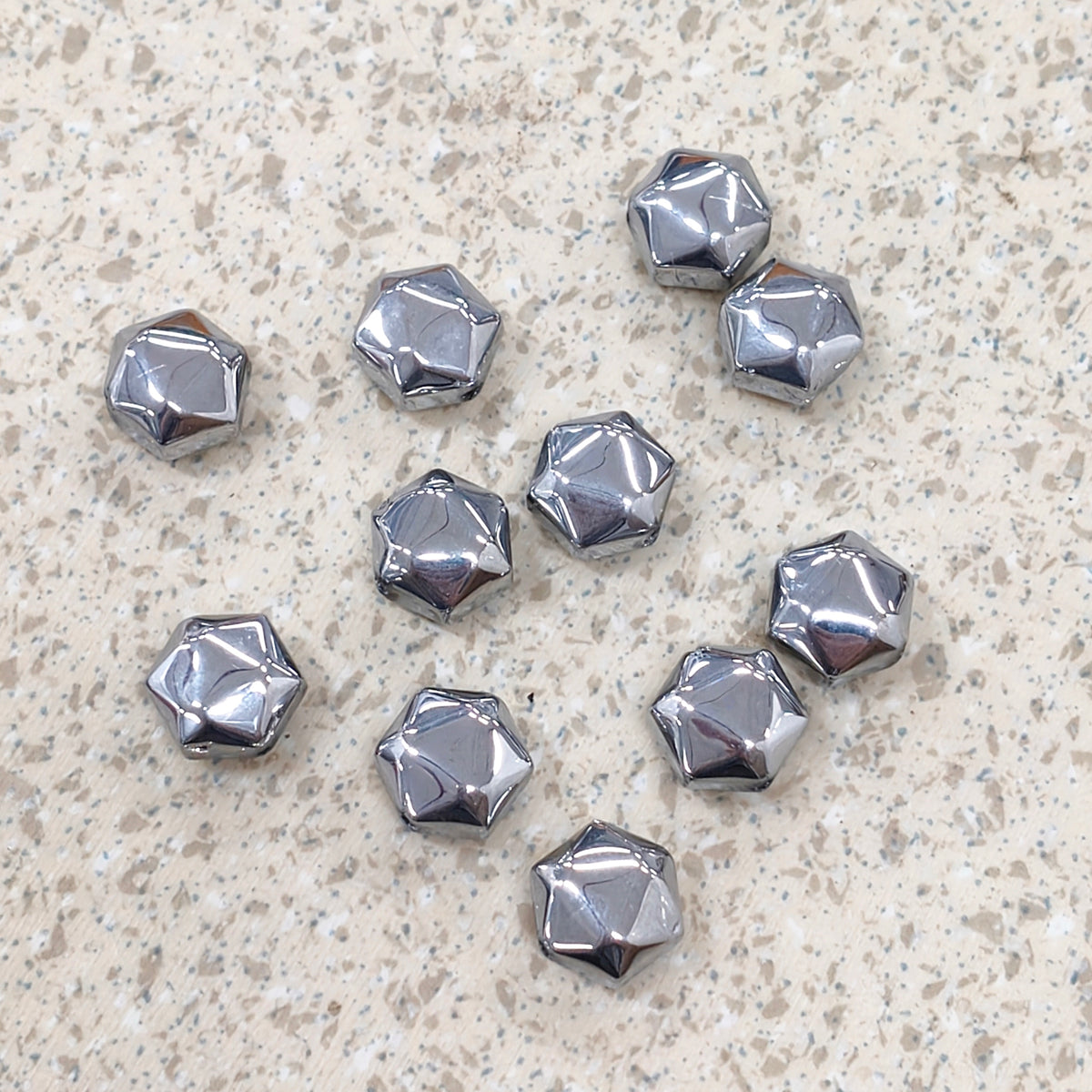 ✨【NEW】Metallic Hexagon Faceted Beads, Iridescent Plated Glass Beads for Jewelry Supply