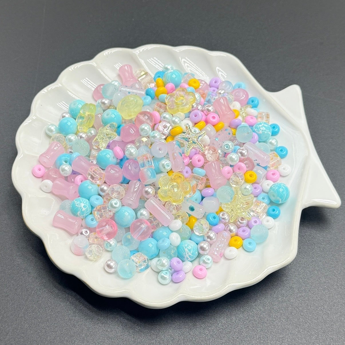 (J to T)Bigger size glass beads mix