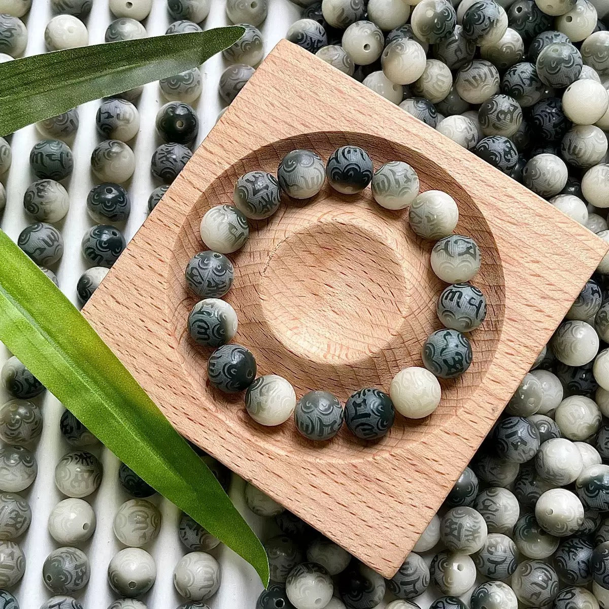 B-Engraved 6 words Bodhi beads