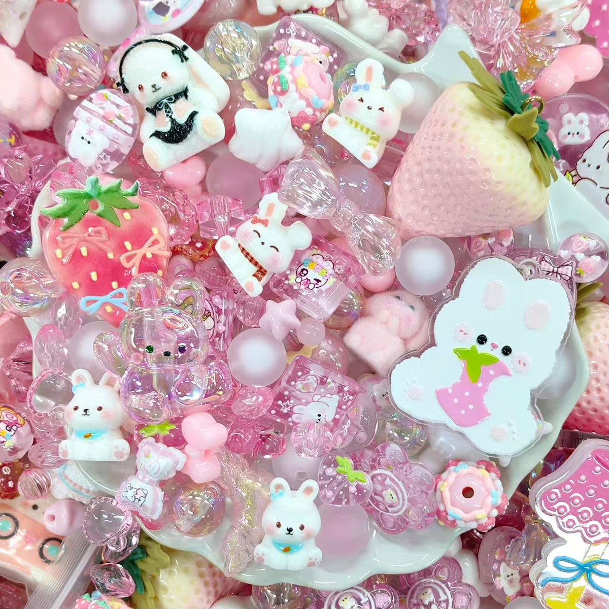 ✨【NEW】Acrylic-Strawberry Bunny