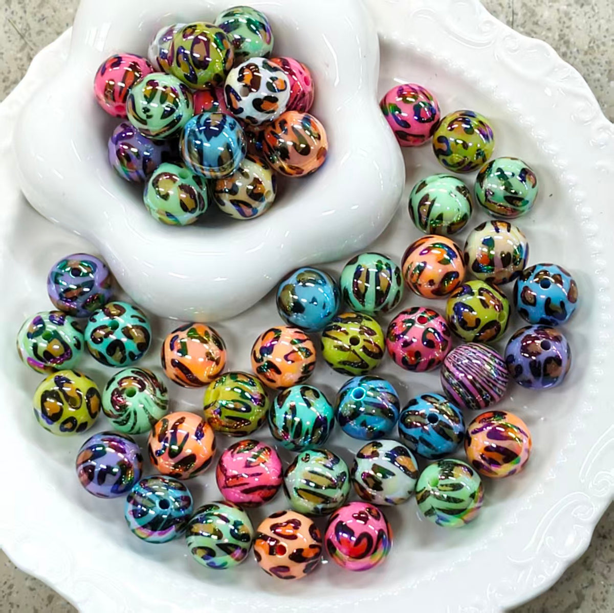 ✨【NEW】Neon Leopard Orbs | 15.5mm UV‑Finish Round Beads, Vibrant Leopard Print Beads for DIY Jewelry & Pen Making
