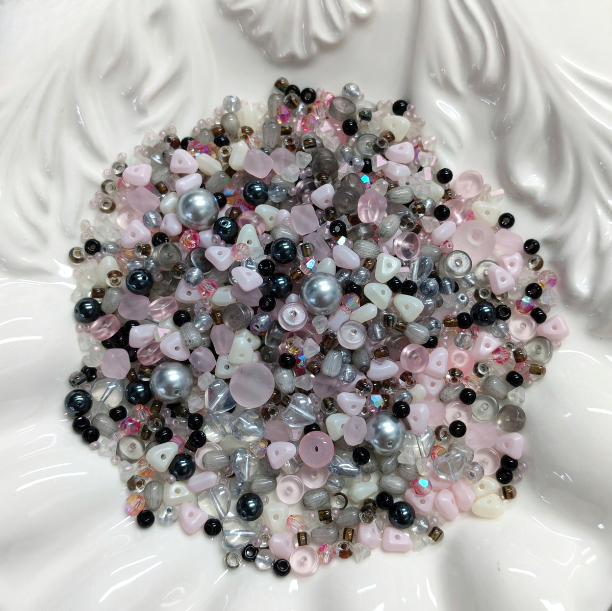 ✨【B5G1|NEW】Assorted Glass Seed Beads Collection| 150g Per Box | Buy 5 Get 1 Free DIY Craft Beads