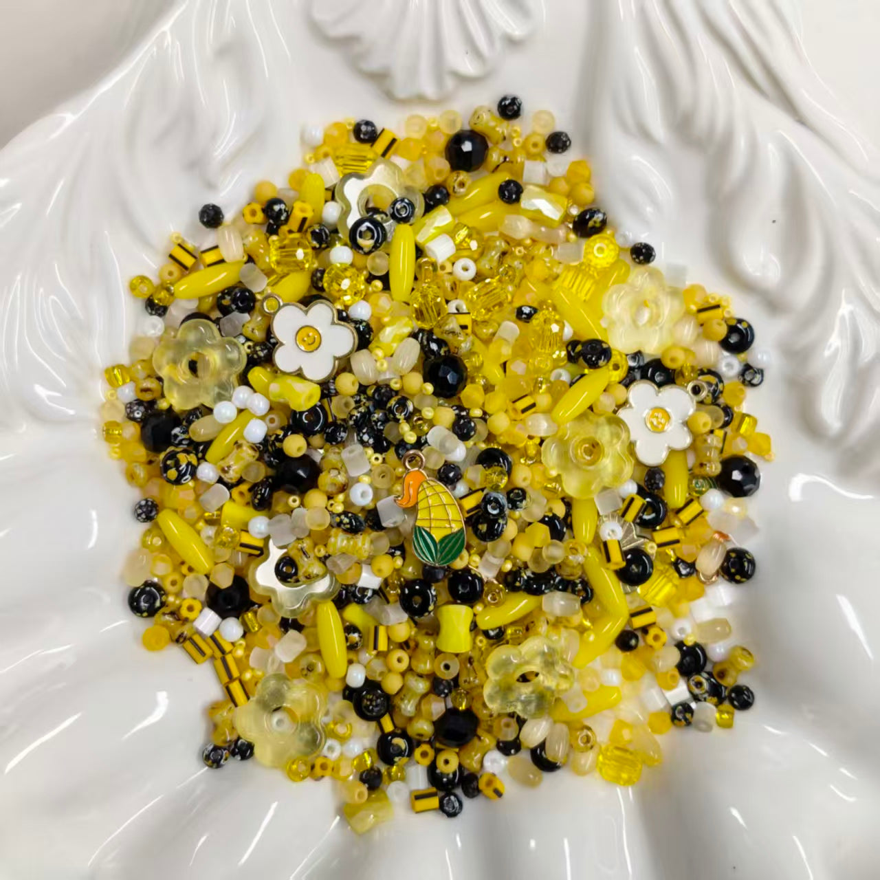 ✨【NEW】Seed Bead-Honey Bee
