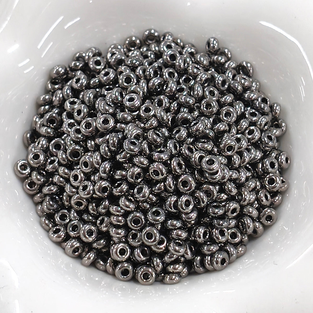 ✨【NEW】Metallic Donut | 3mm Mixed Metallic Glass Beads For Jewelry Making