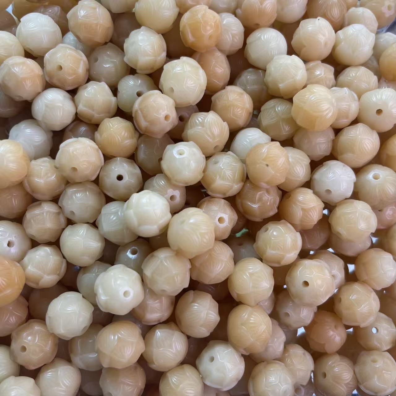 A-Bodhi carving beads(carved Bodhi)