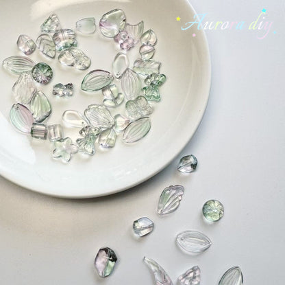 ✨【NEW】Mixed Shapes Gradient Glass Beads Mix, Iridescent Transparent Glass Charms for Handmade Jewelry DIY Bracelet Earring Craft Supplies