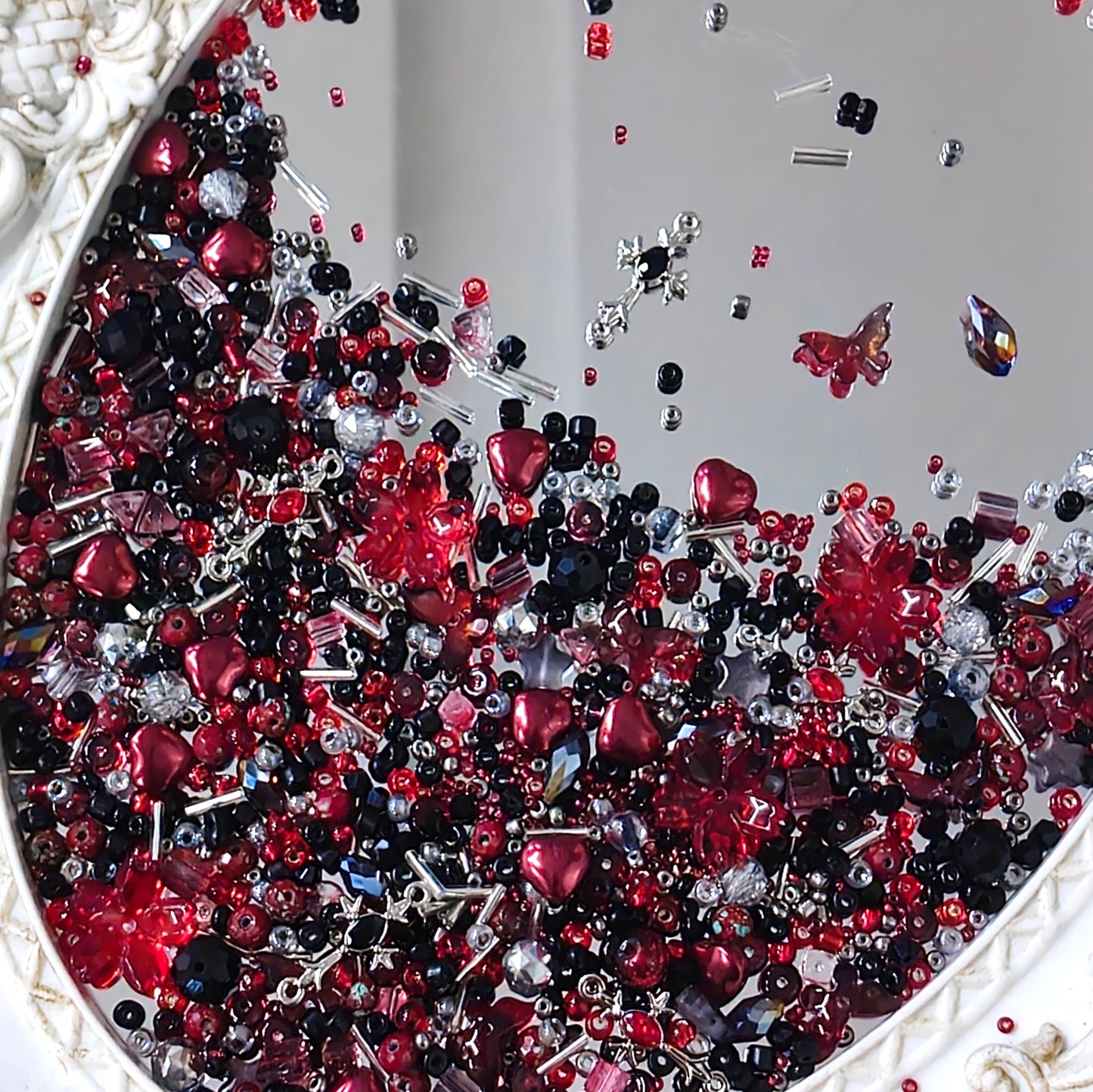 🖤【NEW】Seed Bead-Crimson Hallow | Red & Black Mixed Glass Seed Beads With Cross Alloy Charms For DIY Halloween Jewelry