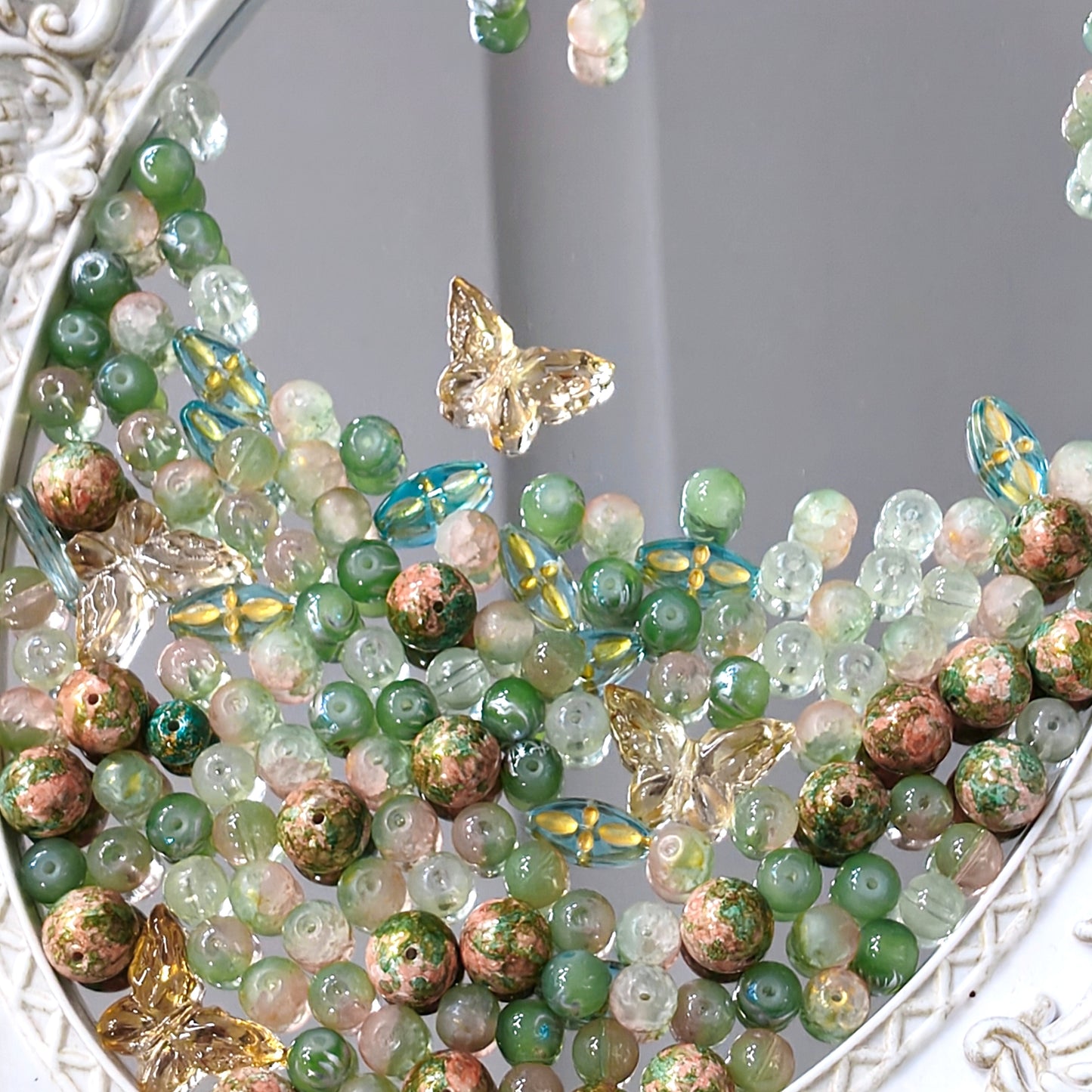 🦋【NEW】Glass-Moss Butterfly