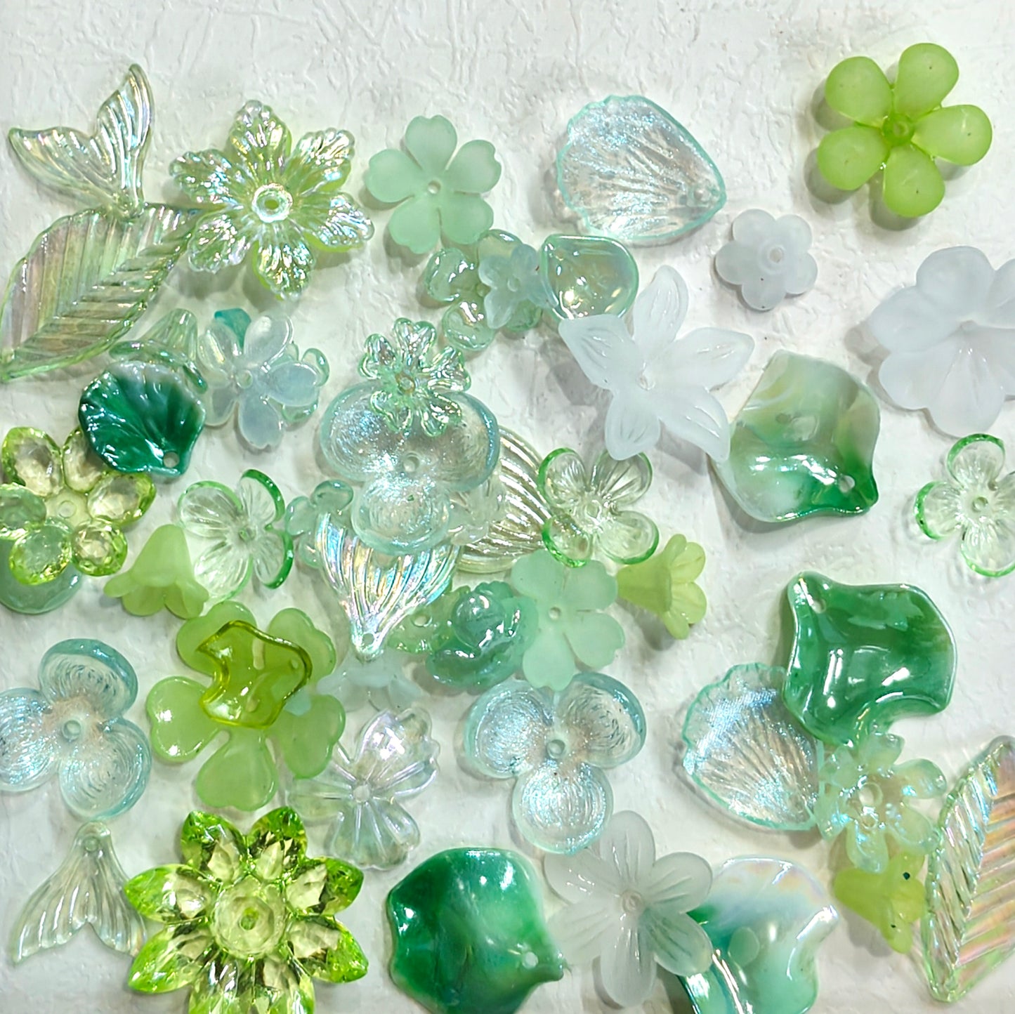 ✨【NEW】Petal Spectrum | Mixed Acrylic Flower Petal Charms For DIY Jewelry Making