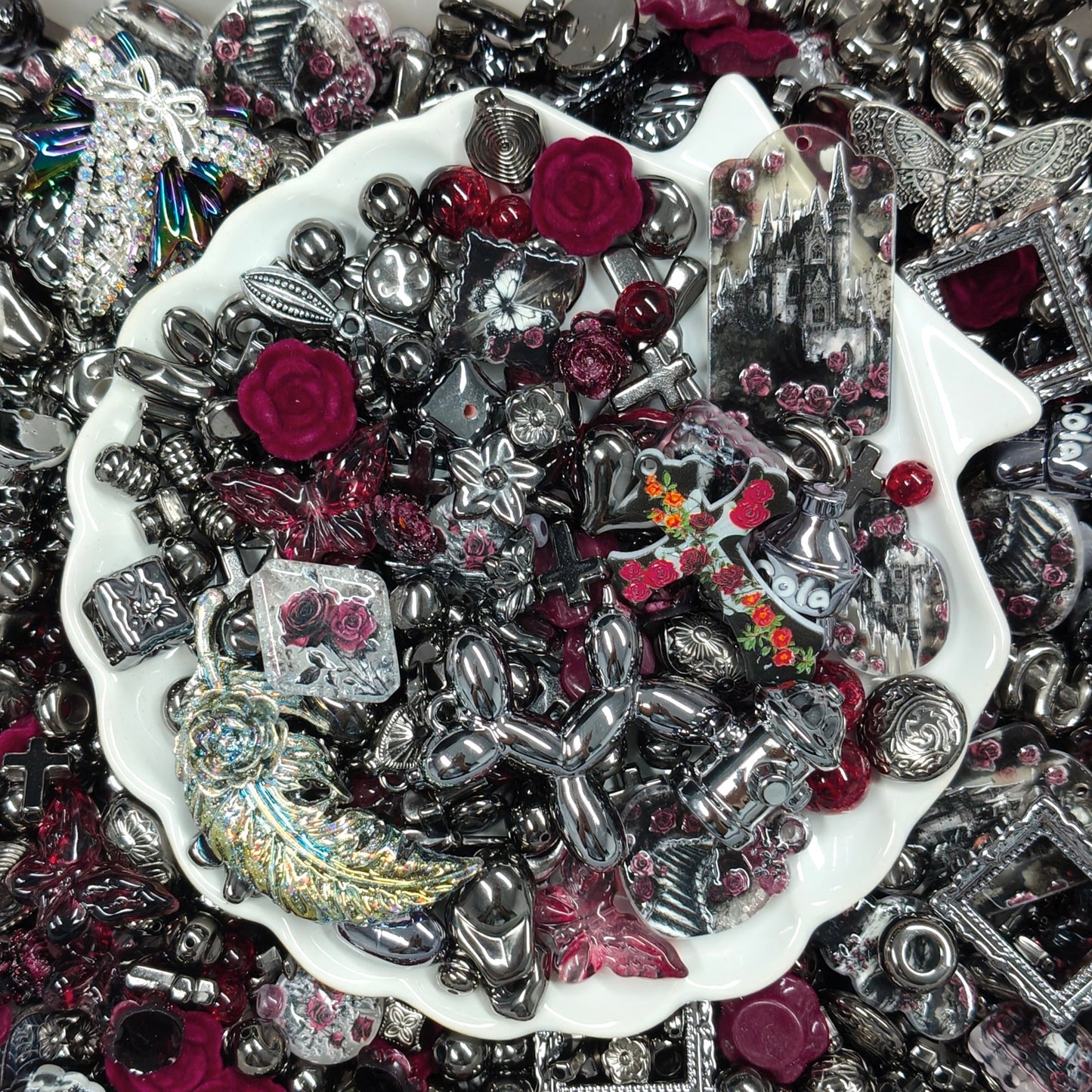 🖤【NEW】Gothic Rose | Dark Vintage Acrylic Beads & Charms Set For DIY Handmade Jewelry